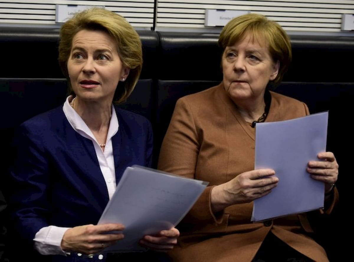 Ursula von der Leyen i Angela Merkel. Fot. Internet