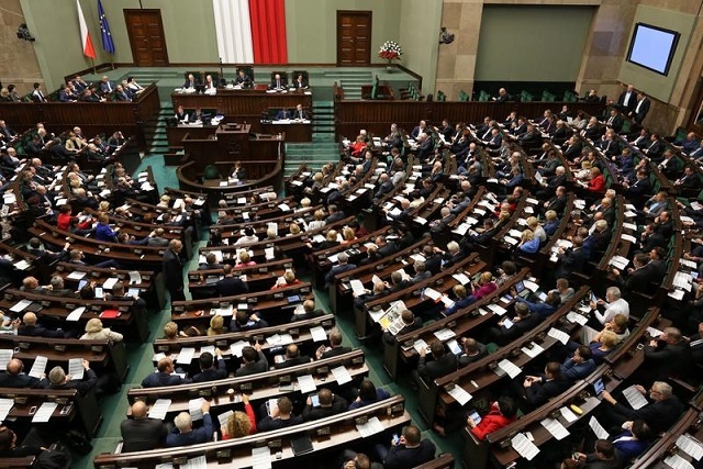 Sejm nie dotrwa do końca kadencji? Ciekawe wyniki sondażu