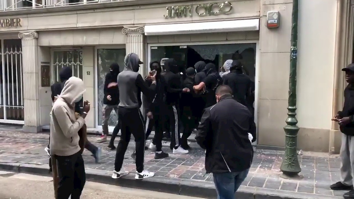 Rabunek sklepu w Brukseli. Fot. YouTube