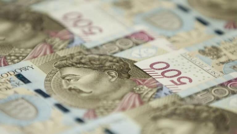 Czy w naszych portfelach pojawi się banknot o nominale 1000 zł? Szef NBP nie wyklucza takiej możliwości
