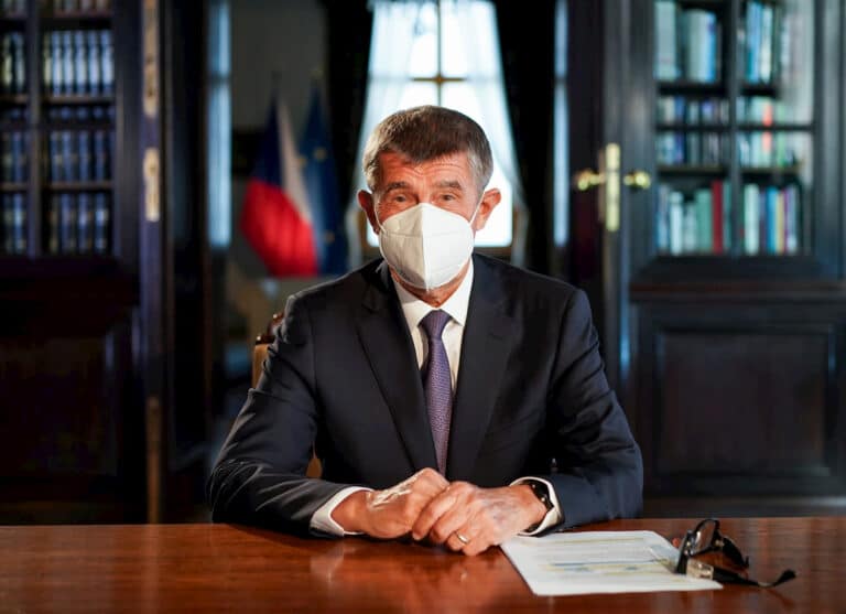 Czechy: premier przeprasza za przywrócenie większości restrykcji epidemicznych
