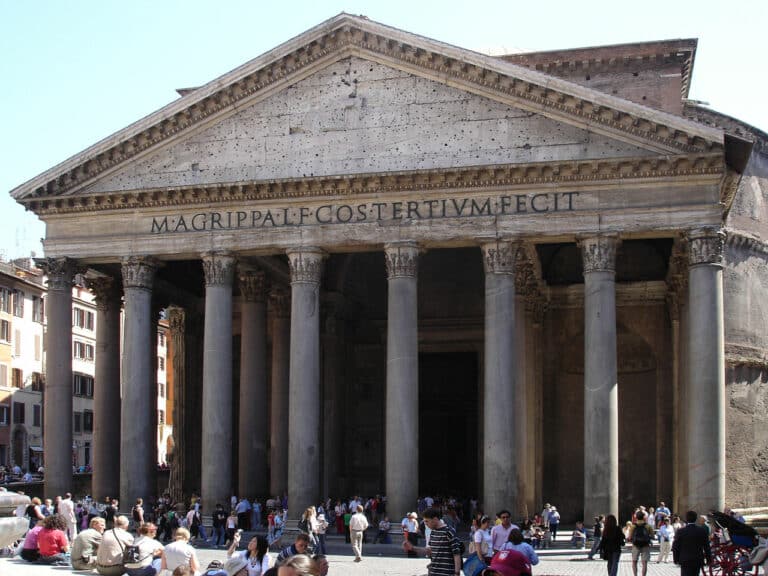 Włochy: wielkanocny lockdown w Rzymie to kolejny cios dla turystyki