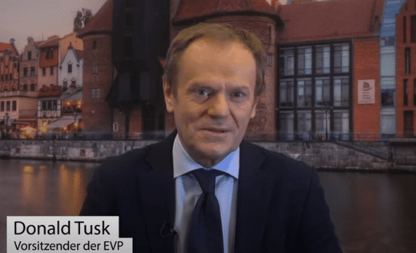 Tusk mówi po niemiecku! Zobaczcie komu i czego gratulował WIDEO