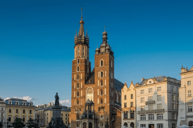 Wieża Mariacka w Krakowie wciąż bez hejnalisty. Zobaczcie dlaczego odpadają kolejni kandydaci