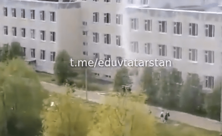 Strzelanina w szkole w Kazaniu! Nie żyje 13 uczniów [DRASTYCZNE WIDEO Z MIEJSCA ZBRODNI]
