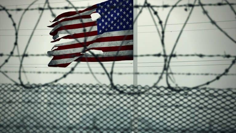Najstarszy więzień opuści Guantanamo