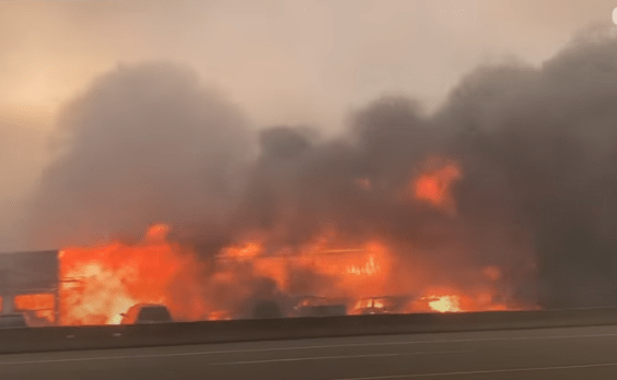 Pożar doszczętnie zniszczył kanadyjską miejscowość. 90 proc. zabudowy spłonęło