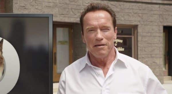 Arnold Schwarzenegger ukarany za promocję szczepień!