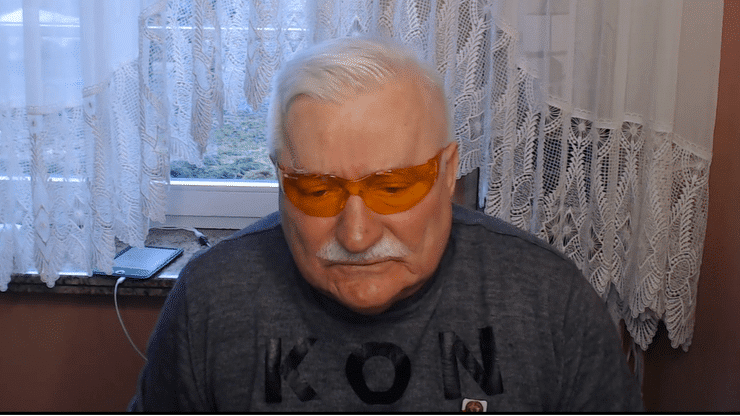 Lech Wałęsa przyznaje się do kłamstwa i przeprasza!