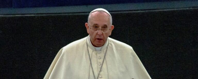 Papież Franciszek kolejny raz podlizuje się homoseksualistom  